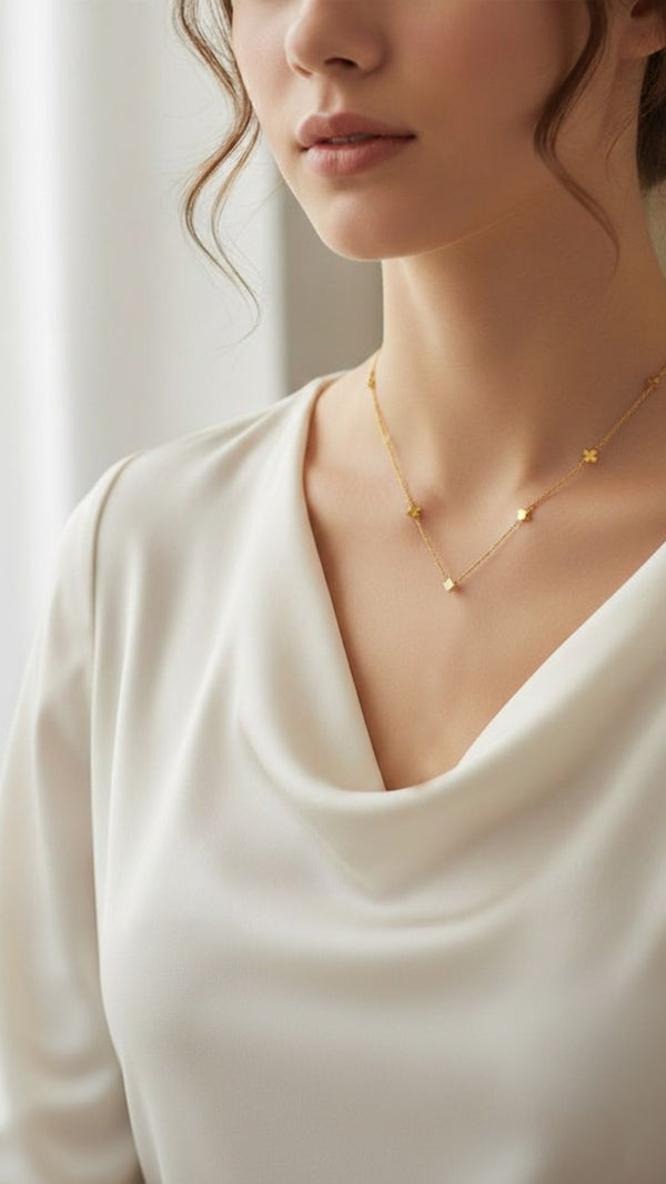 Aurelia Station Pendant